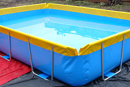 Light-frame pool
