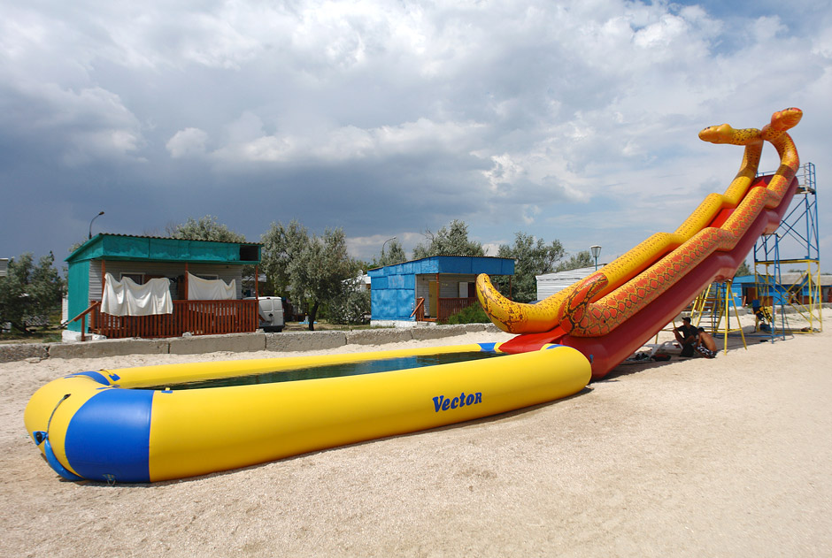 Inflatable water slide Anaconda